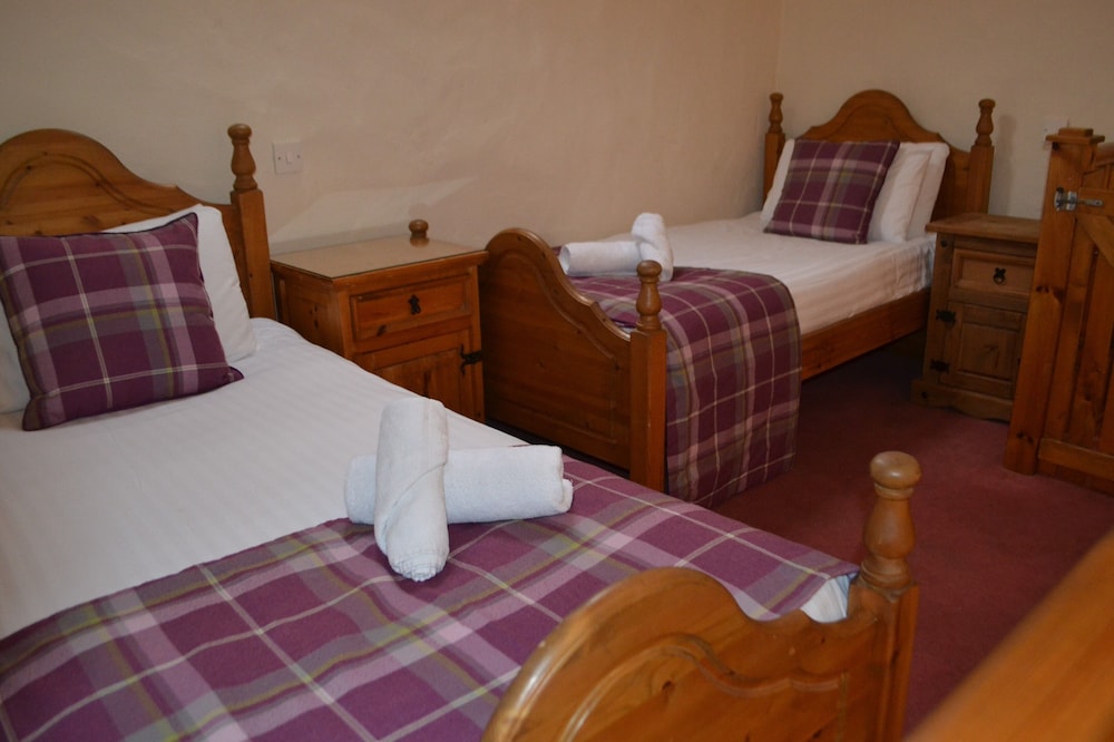 Walsh S Hotel 14/35