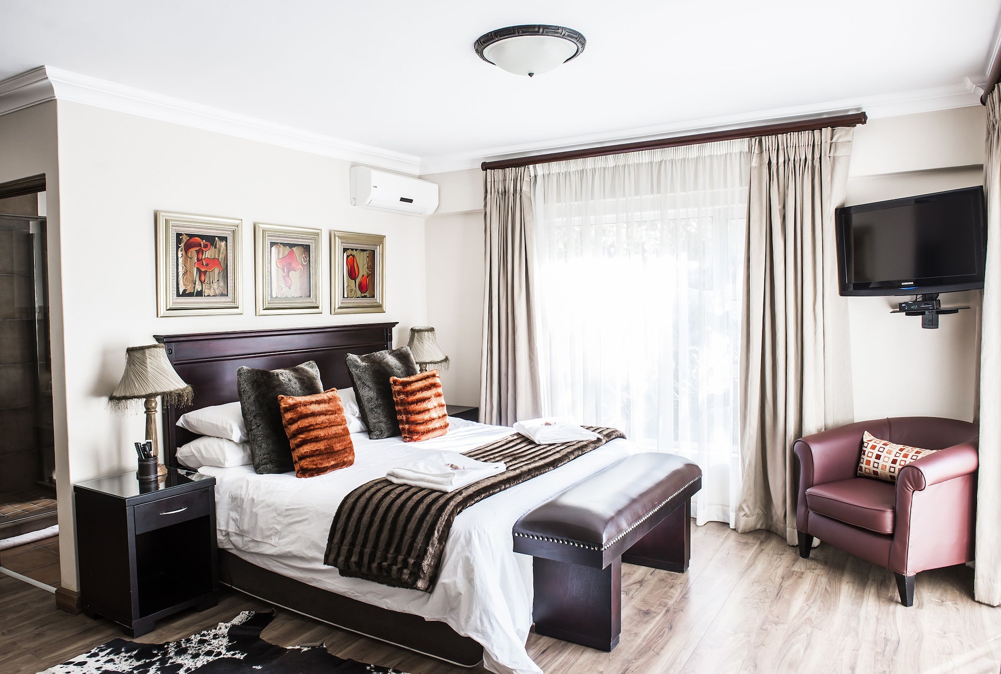 Executive, King Bed, Sunward Park Guesthouse 7/10