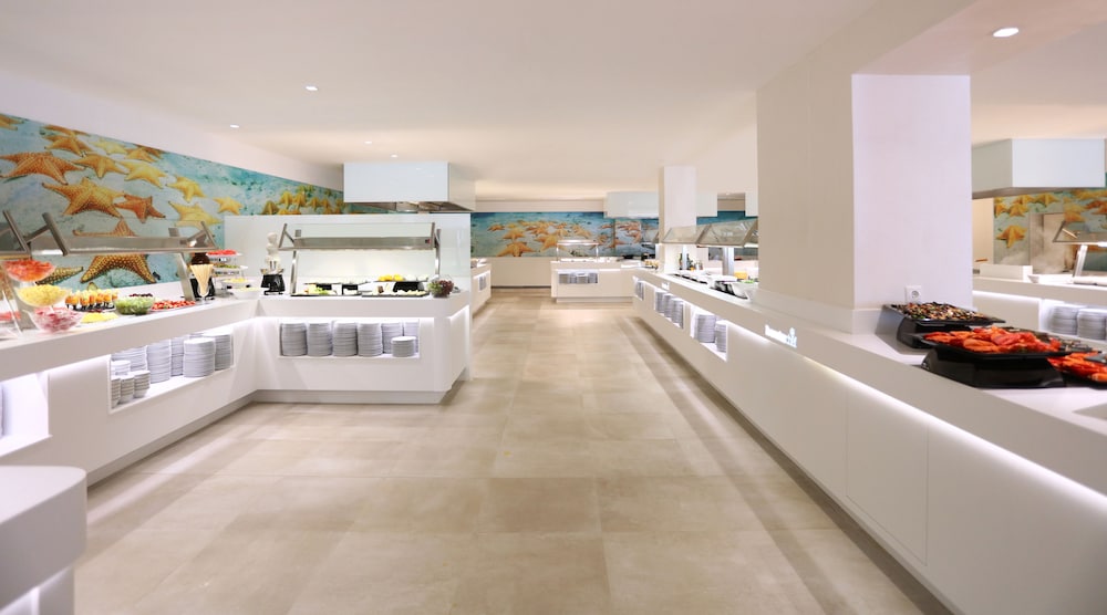Iberostar Selection Santa Eulalia Ibiza - Adults Only 16/77