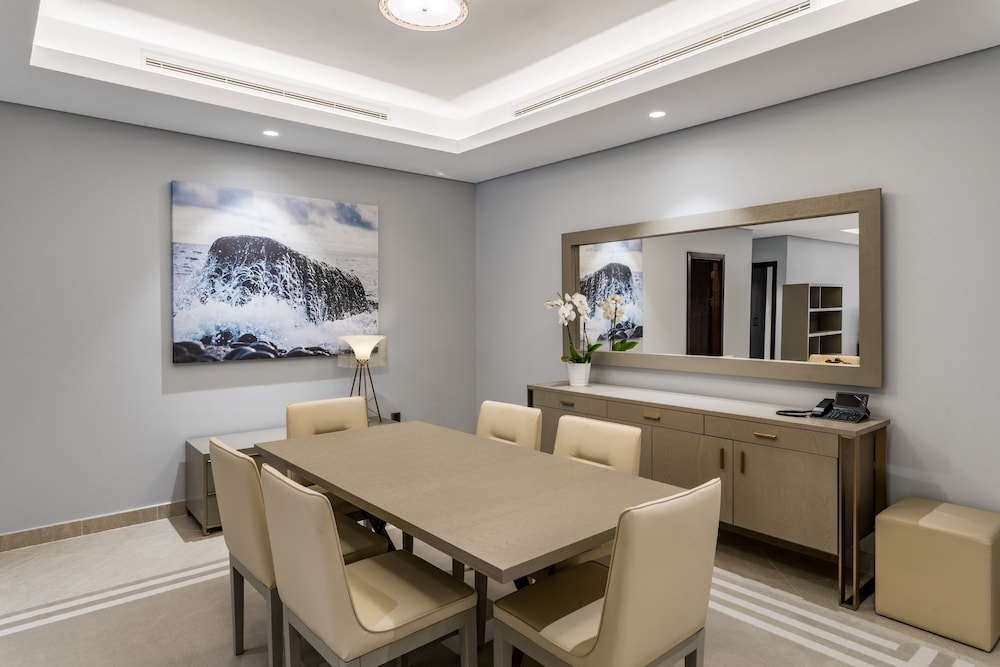 Wyndham Residences The Palm 64/76