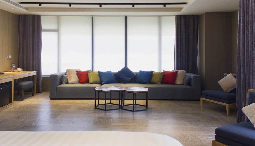 THE SUITES TAITUNG 25/33