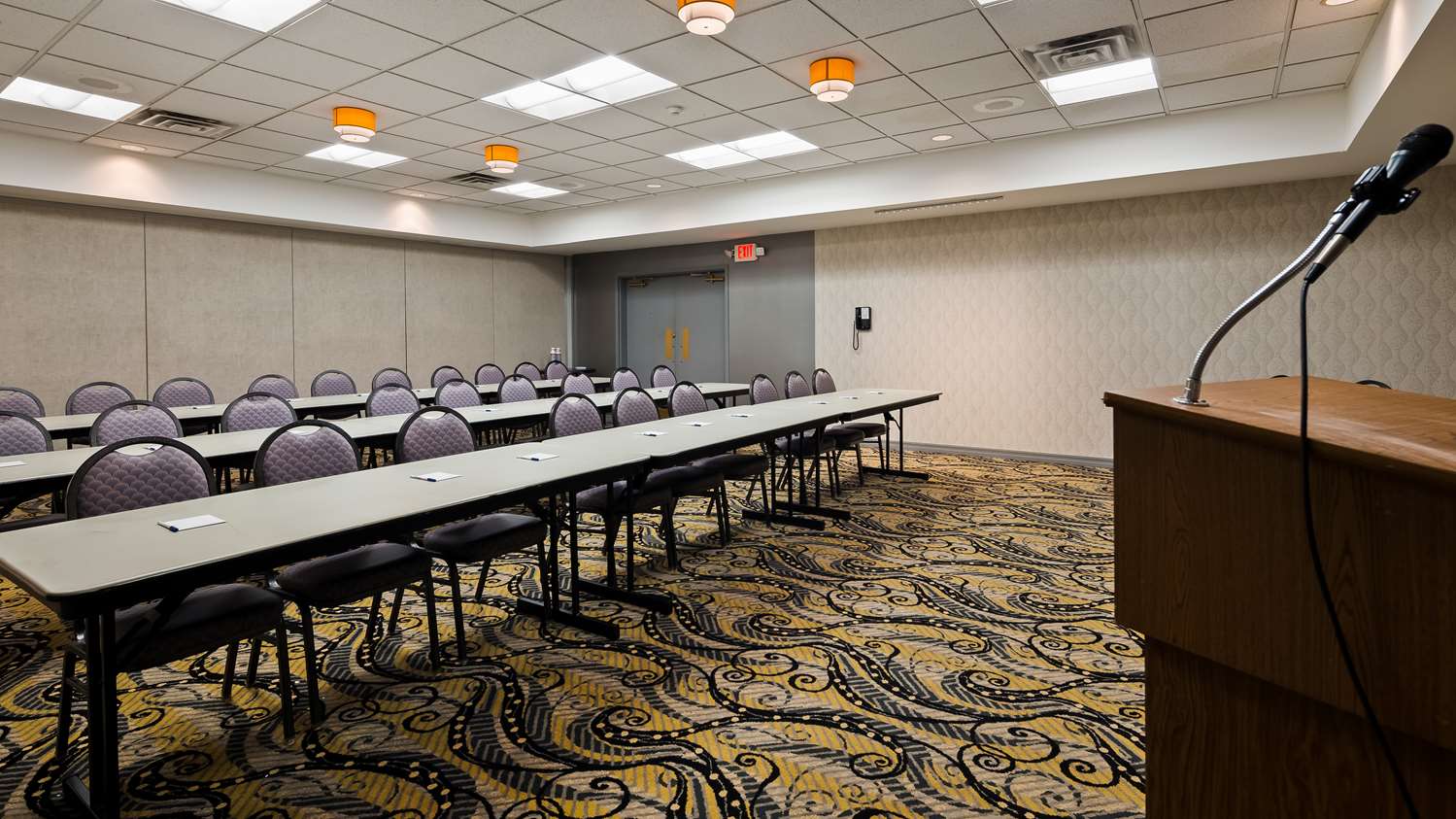 Best Western Dubois Hotel 36/42