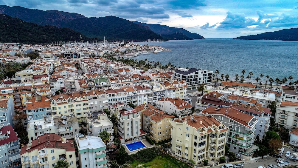 City Hotel Marmaris 45/48