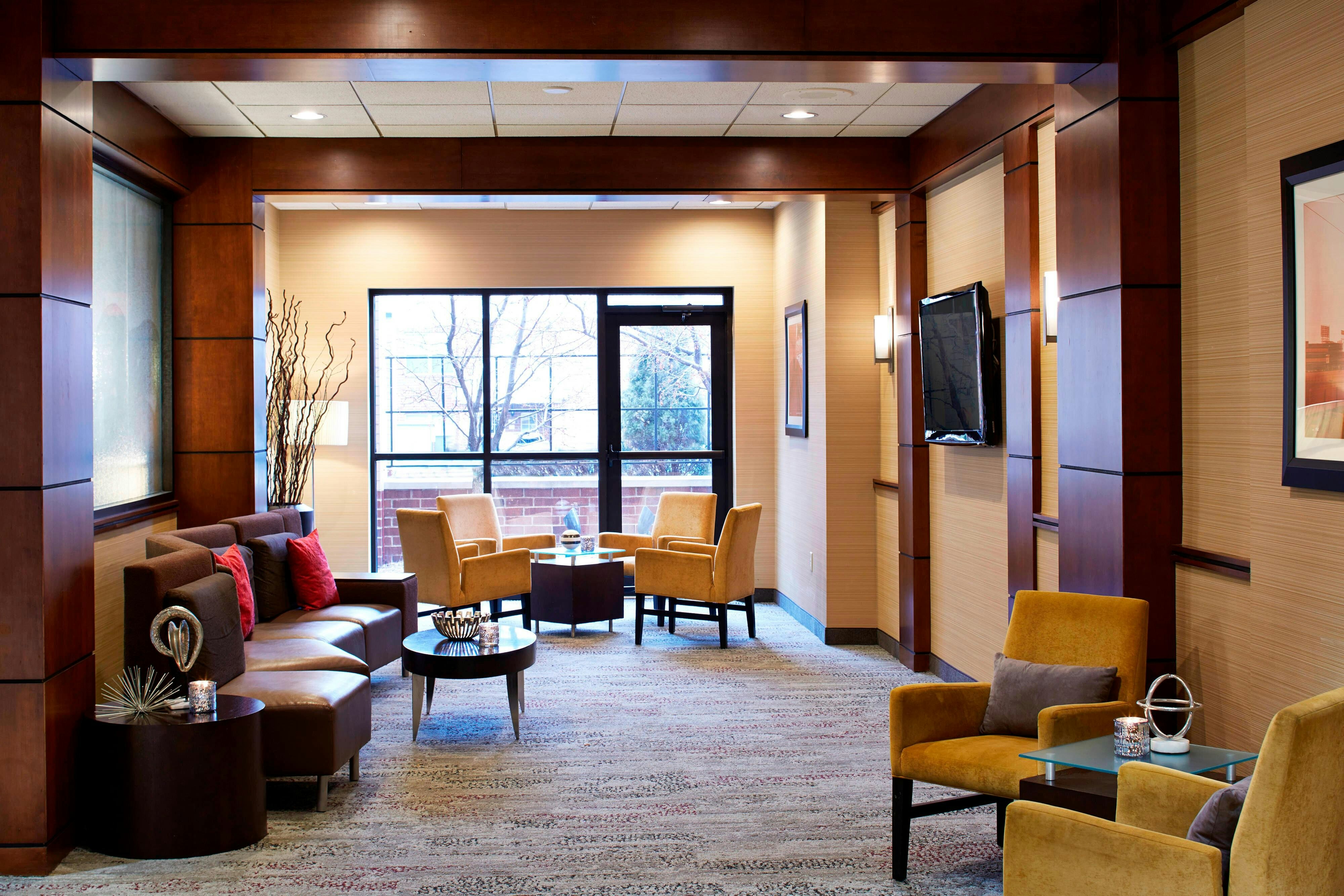 Courtyard By Marriott Bloomington By Mall Of America 21/38
