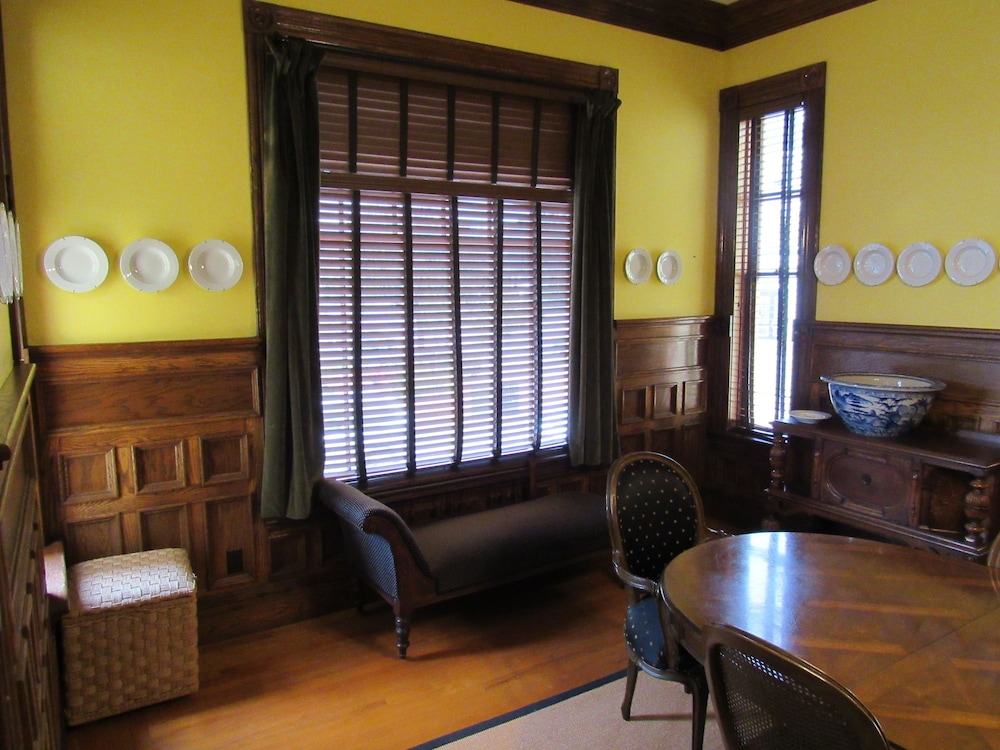 Carter House Inns 35/50