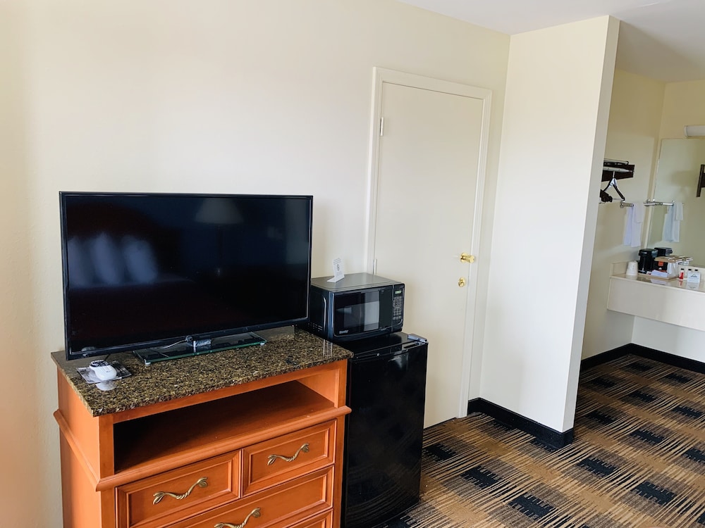 Days Inn by Wyndham Trumann AR 8/56
