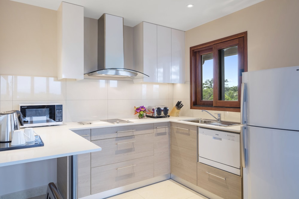 Ramada Resort by Wyndham Port Vila 37/48