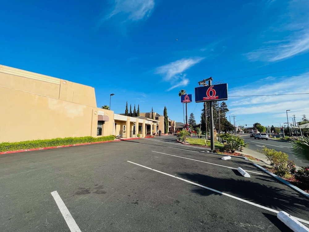Motel6 Vallejo, CA - Napa Valley 51/59