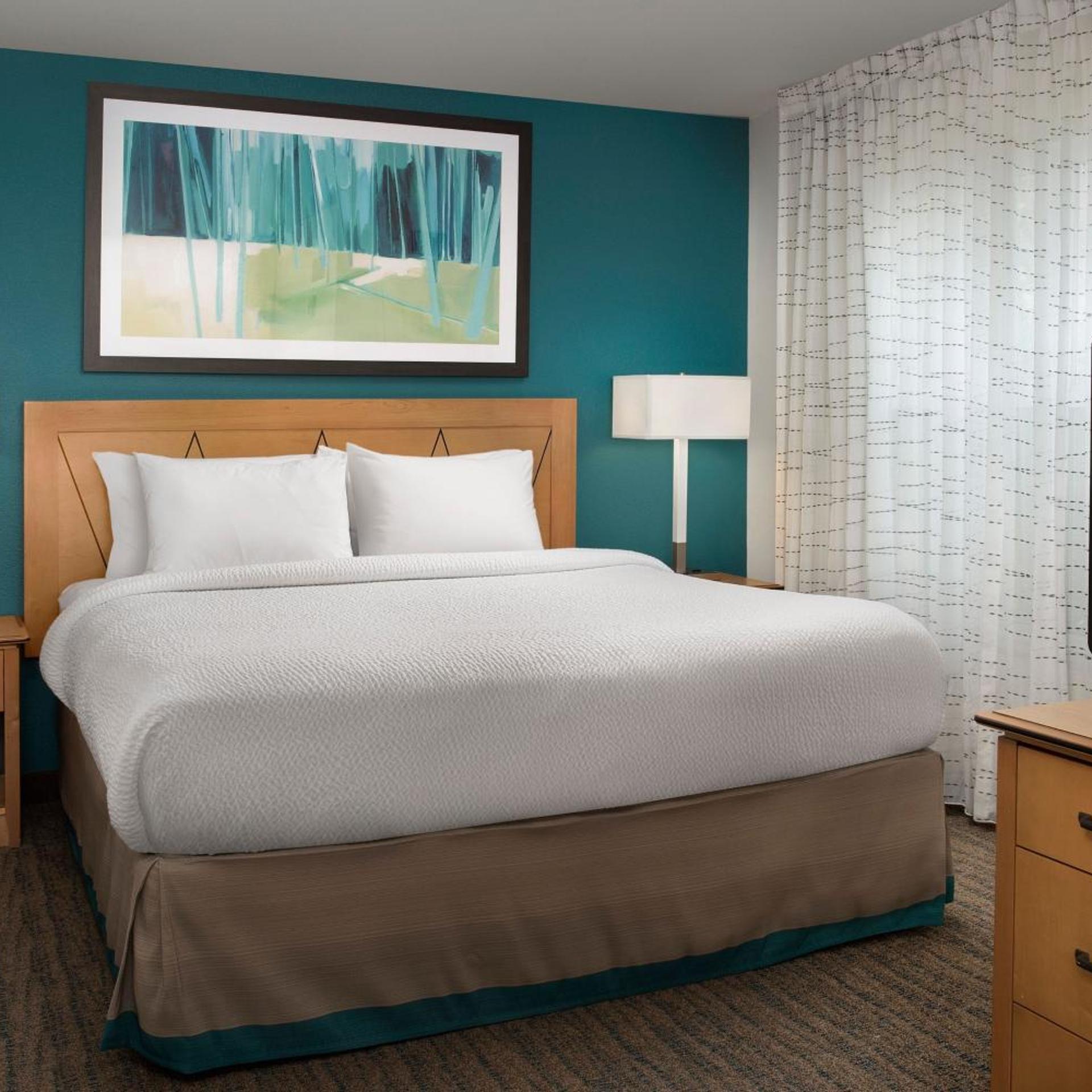 Studio, King Bed, King or Queen Bed, Sofa