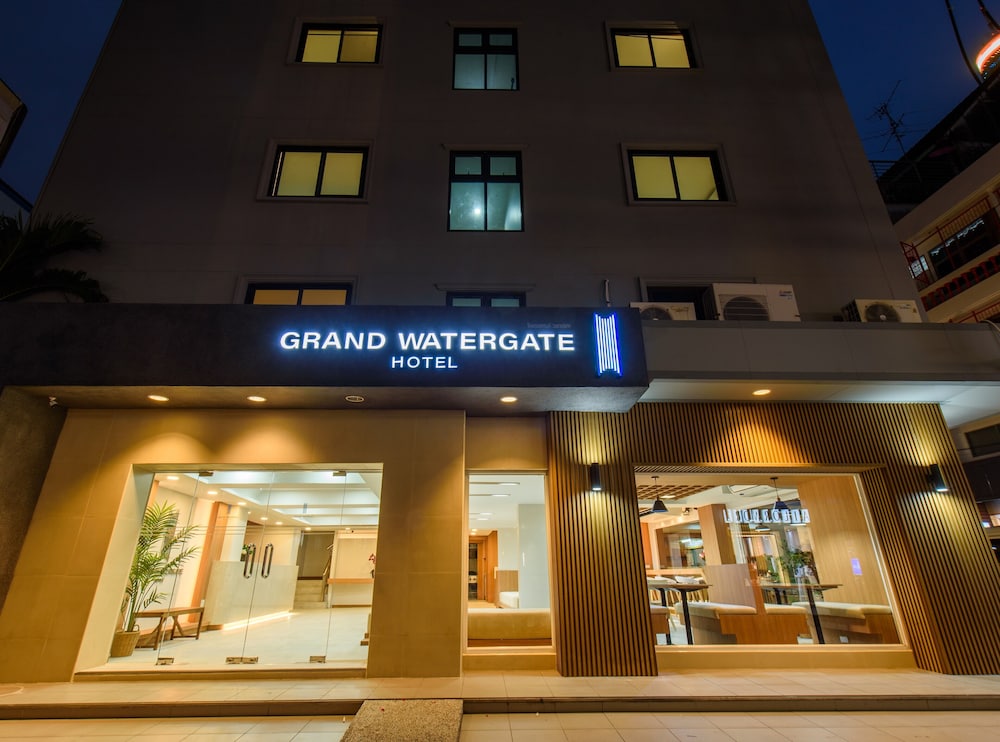 Grand Watergate Hotel 1/50
