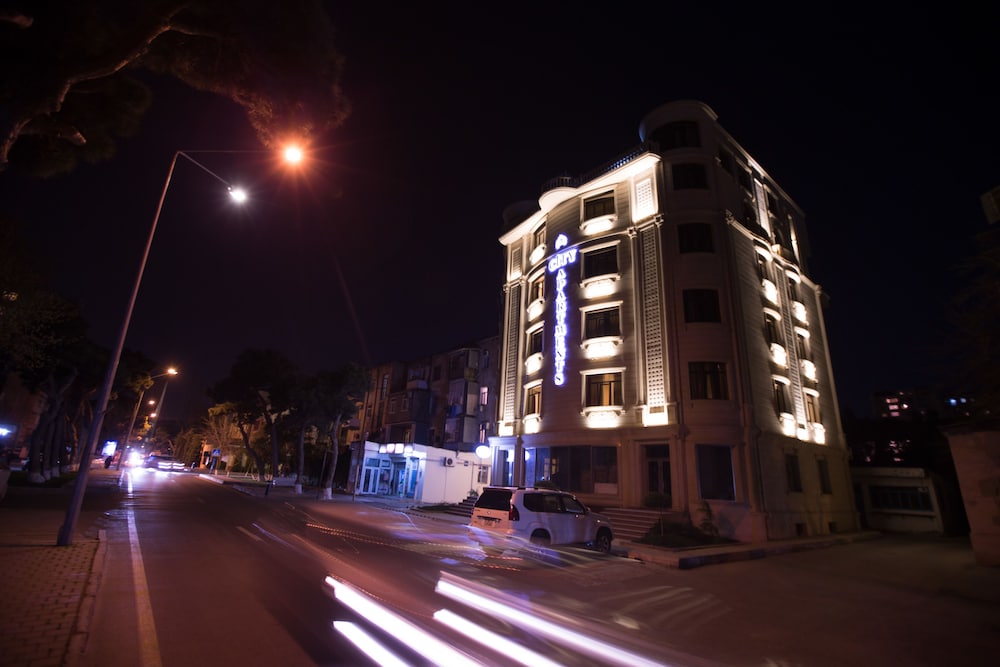 City Apartments 5/50
