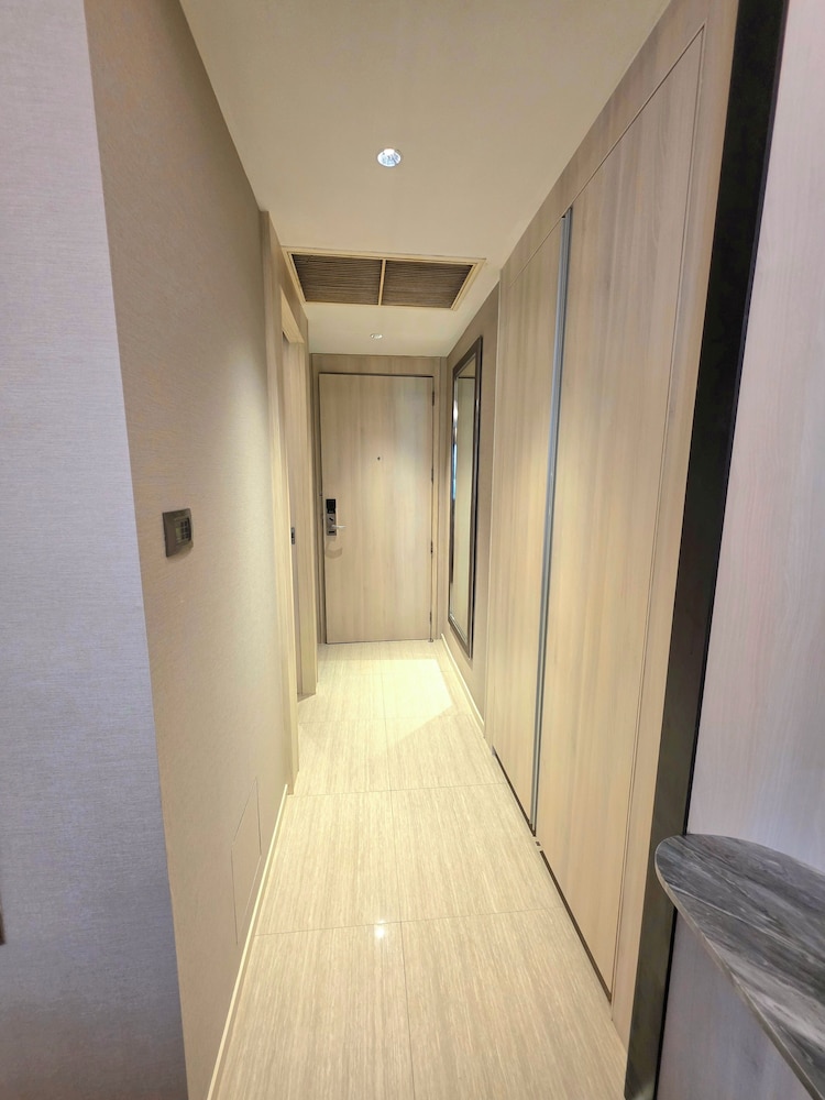 GRACELAND BANGKOK BY GRACE HOTEL 42/68