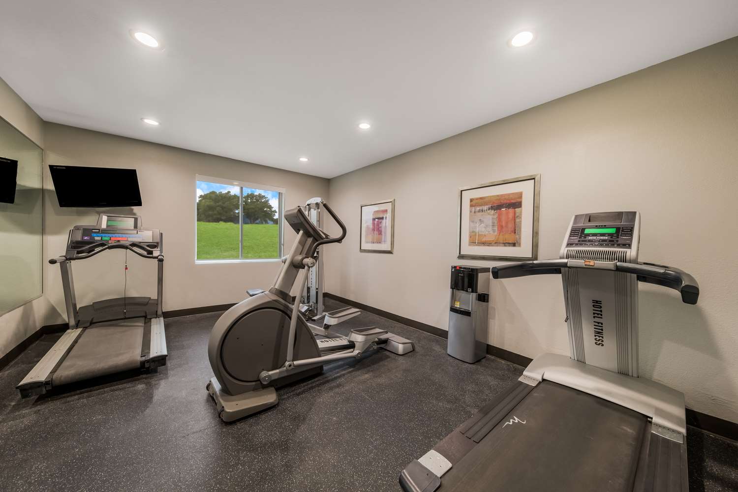 Best Western Bowie Inn and Suites 25/43