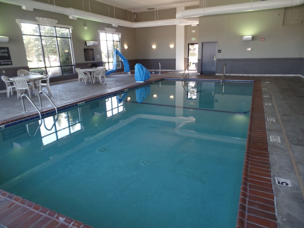 HAMPTON INN BOWLING GREEN OH in BOWLING GREEN - OH