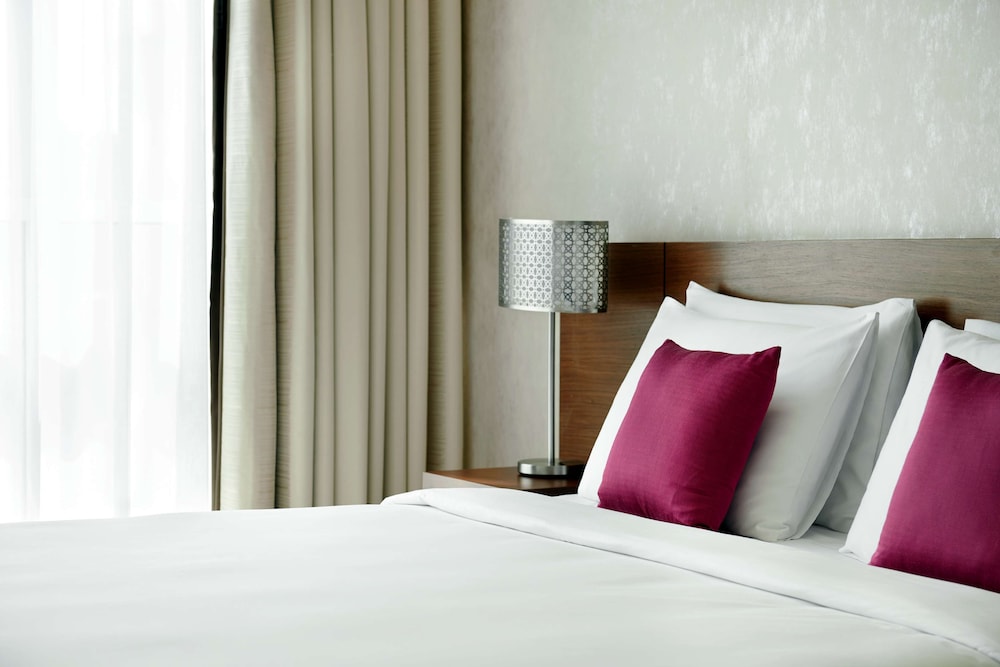 Hyatt Place Dubai Baniyas Square photo2