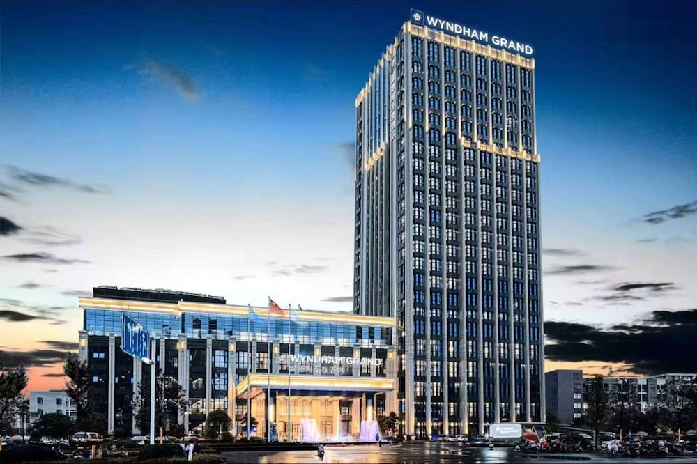 Wyndham Grand Taixing Downtown 2/29