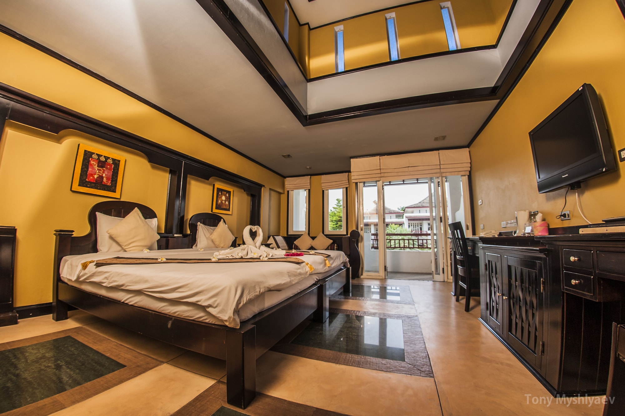 Deluxe, Double Bed, Pool View