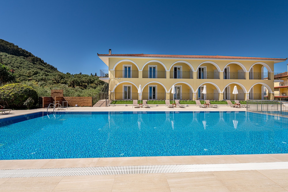 Varres Hotel photo1