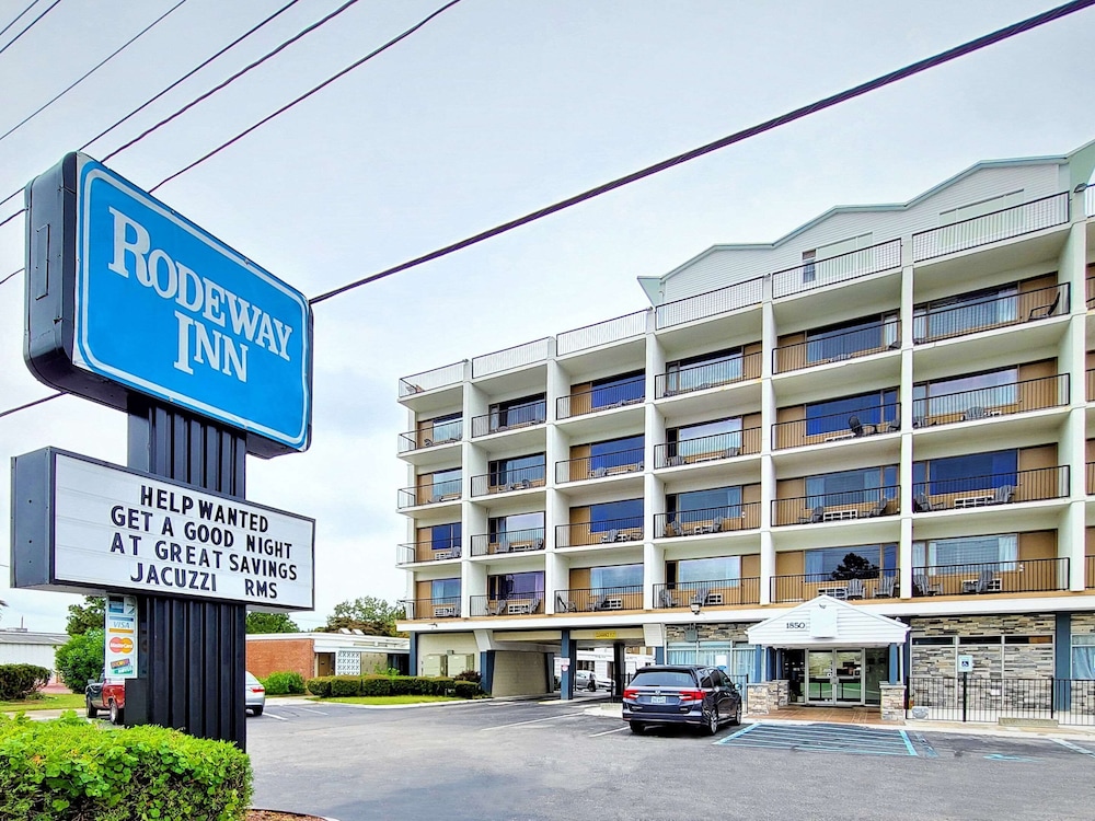Motel6 Norfolk, VA – East Little Creek 34/50