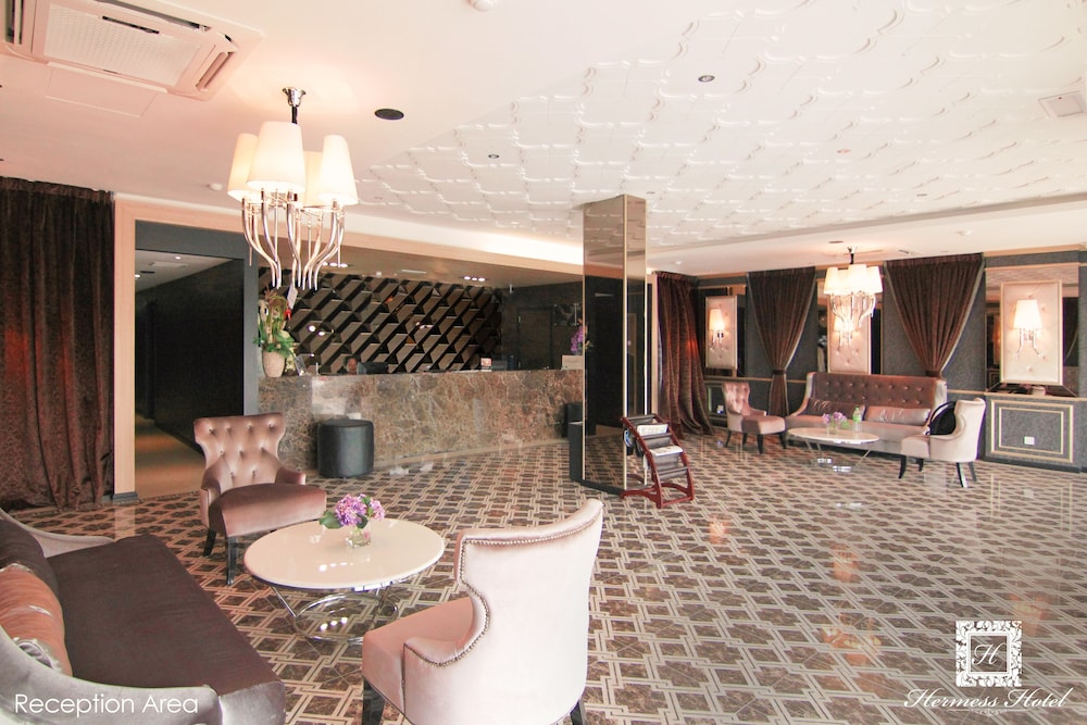 Hermess Hotel 32/41