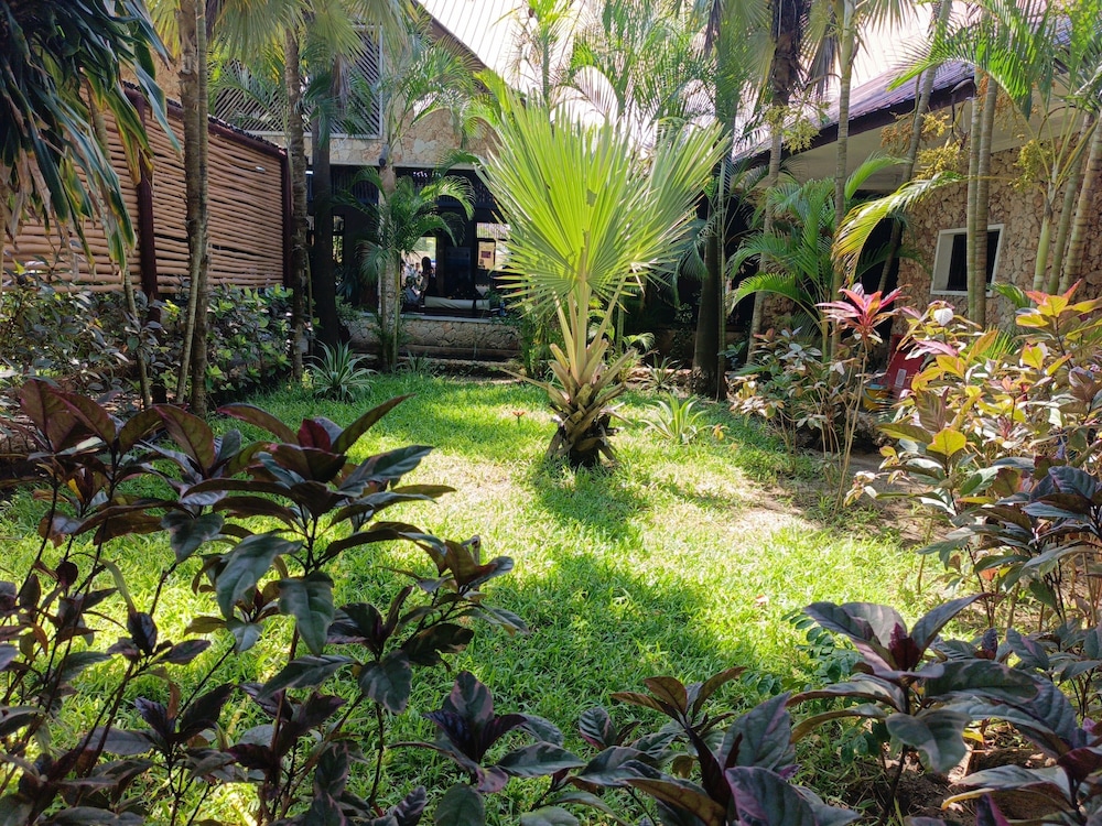 Serene Beach Resort 71/76