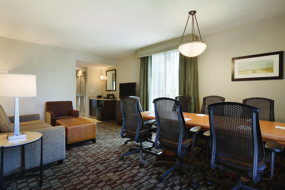Embassy Suites by Hilton Jacksonville Baymeadows 67/85