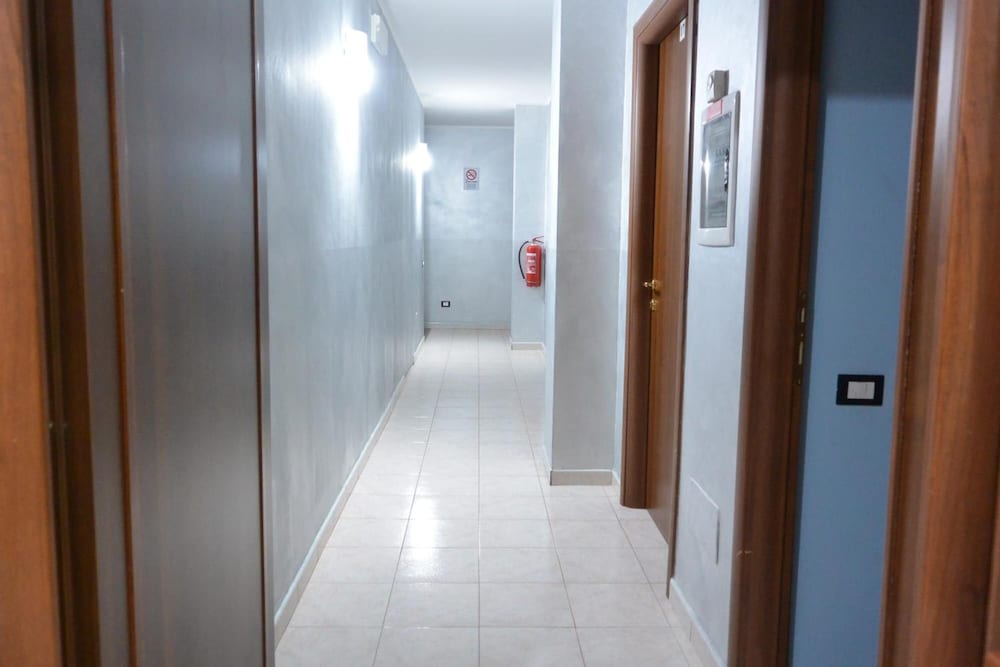 Hotel Mercurio 21/27