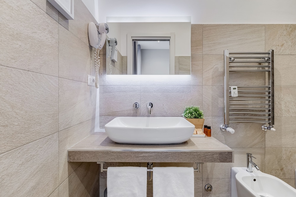 Colonna Luxury Suites 23/29