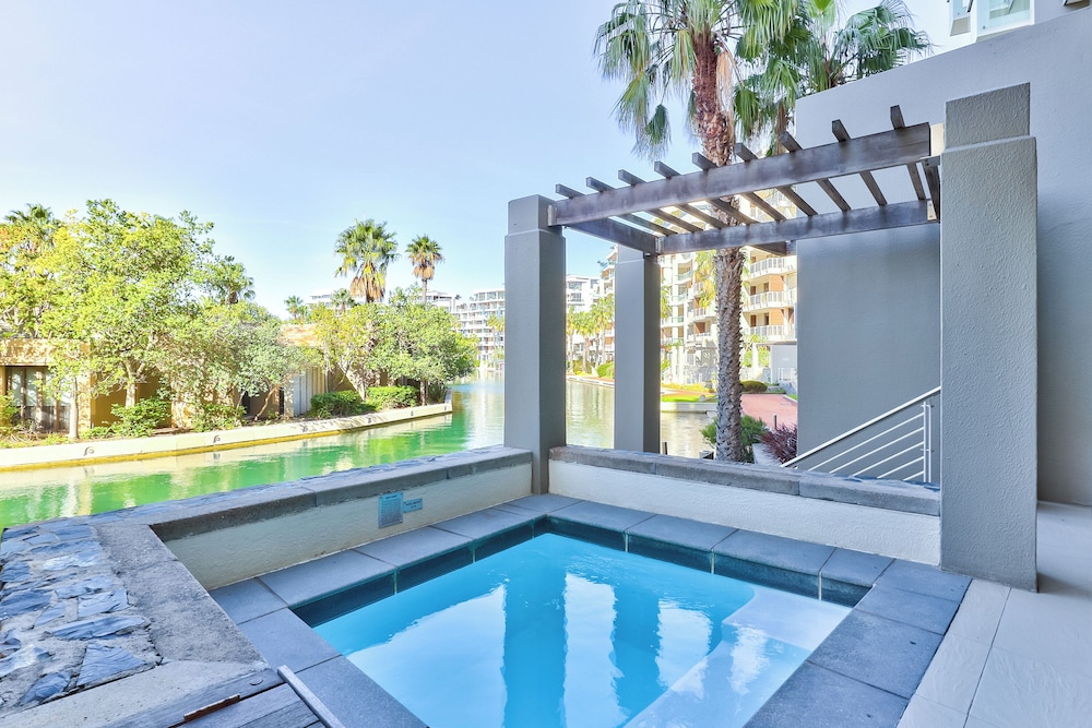 Lawhill Luxury Apartments 35/73