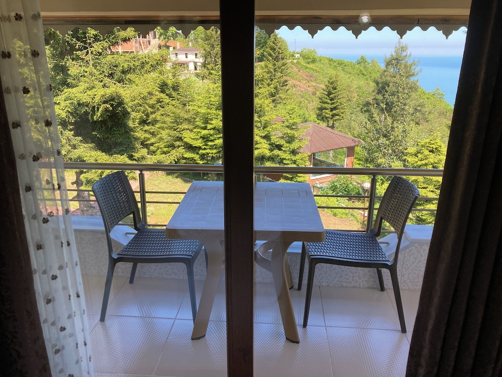 Zarha Mountain Resort 55/72