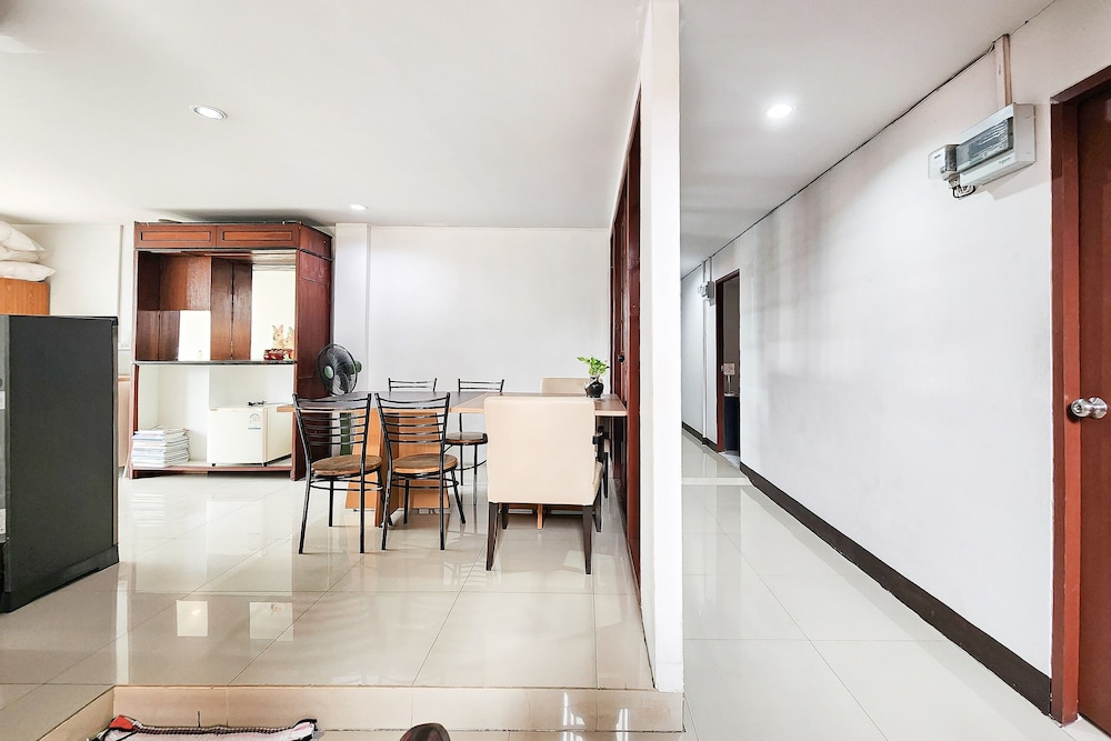 Freesia Guesthouse Suvarnabhumi 23/34