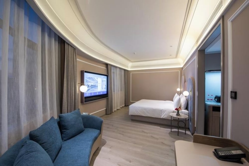 Mercure Qingdao Zhanqiao 26/46