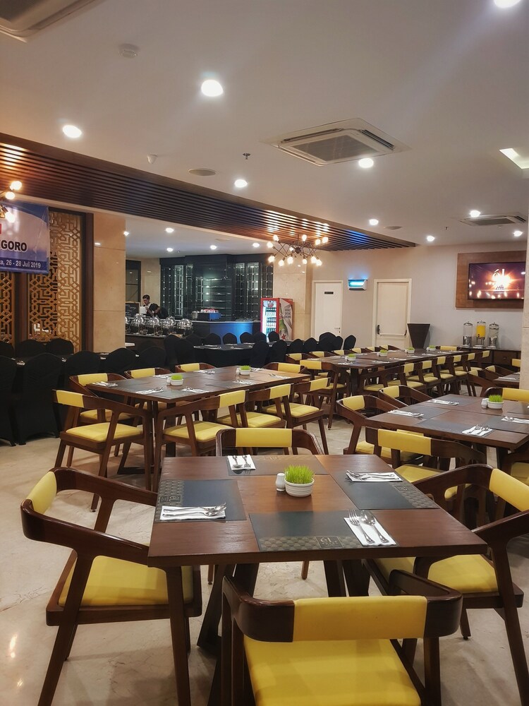 eL Hotel Yogyakarta Malioboro 45/66