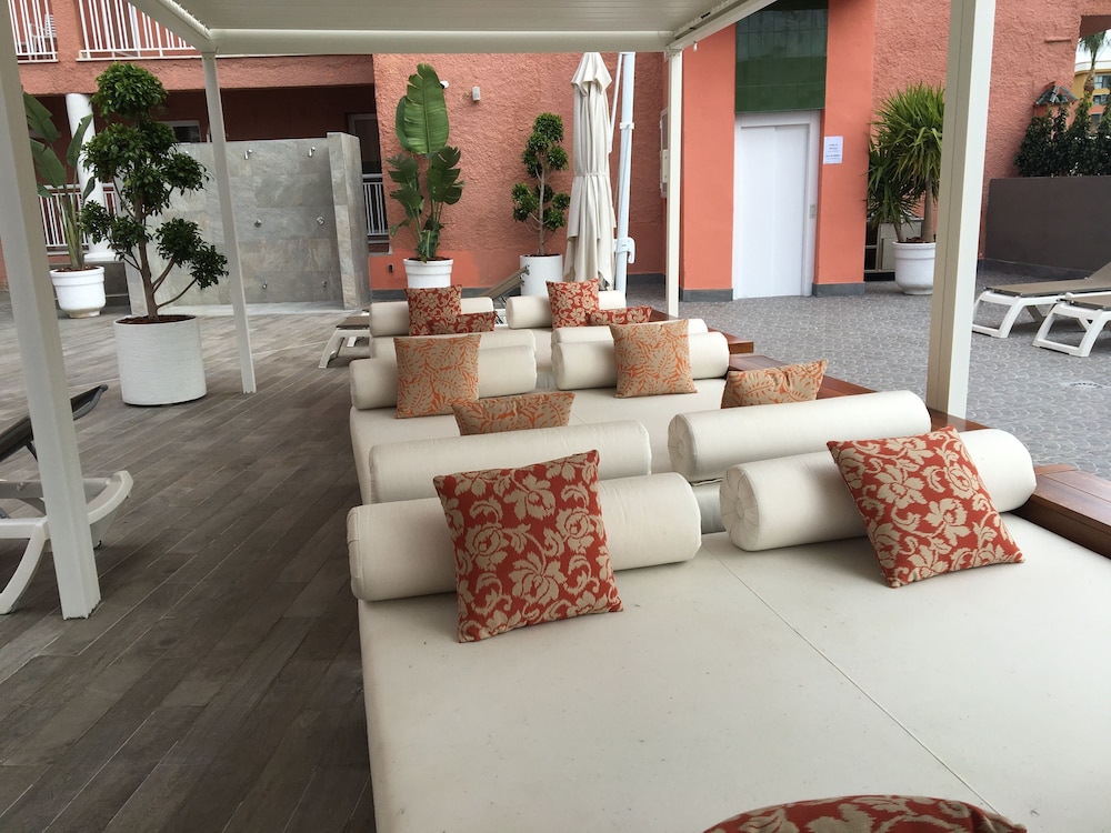 Fenix Torremolinos Hotel – Adults Only 54/72