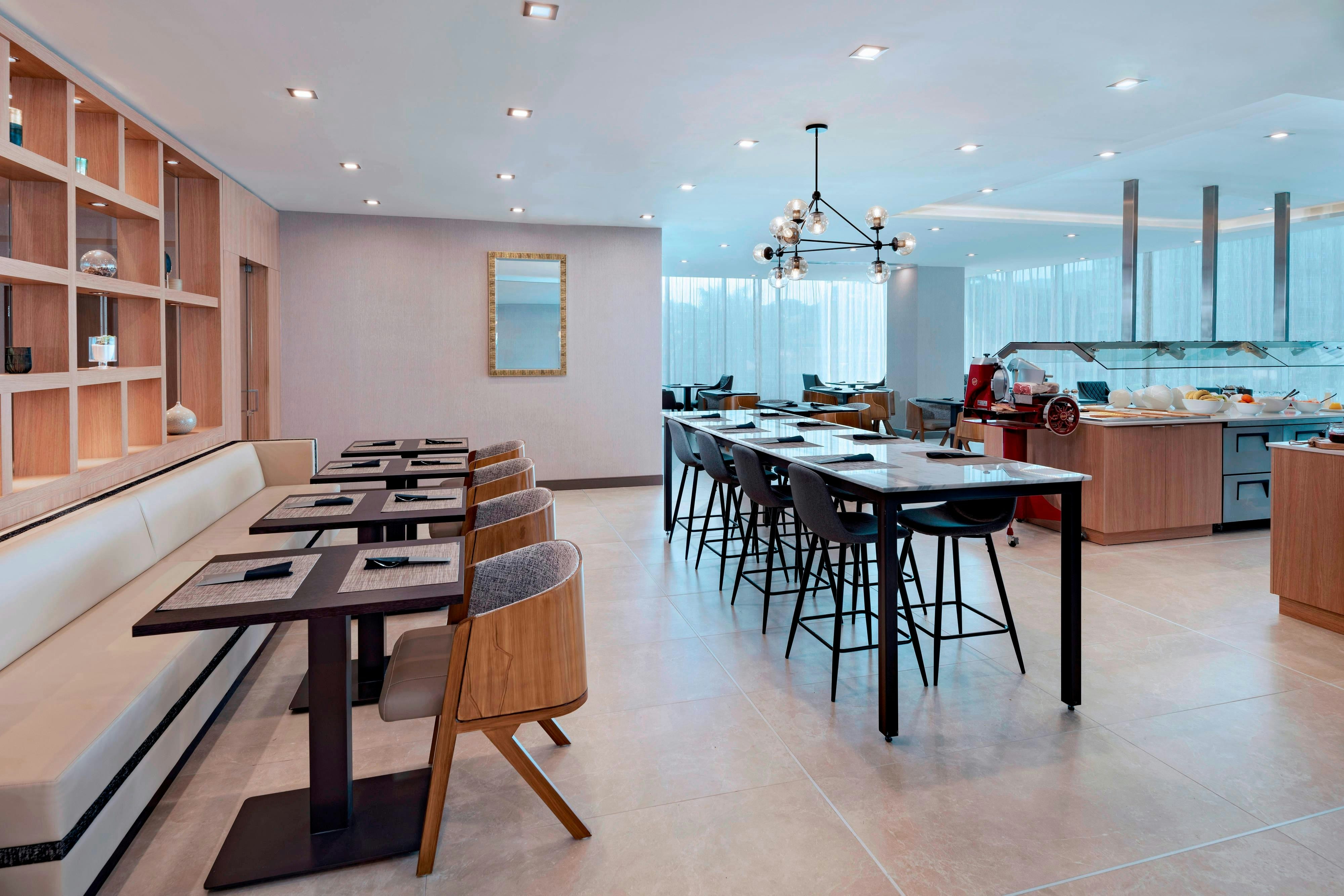 AC Hotel San Jose Escazu 34/55