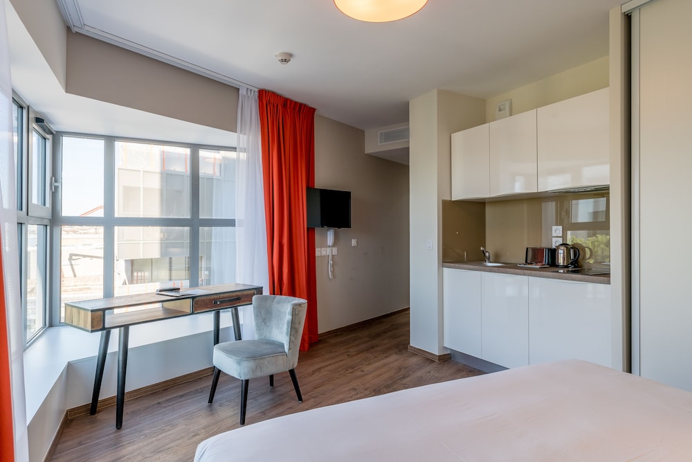 All Suites Appart Hotel Bordeaux Marne 6/44