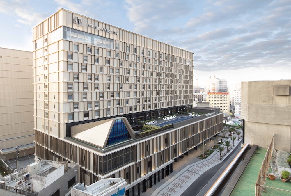 Hotel Collective 3/50