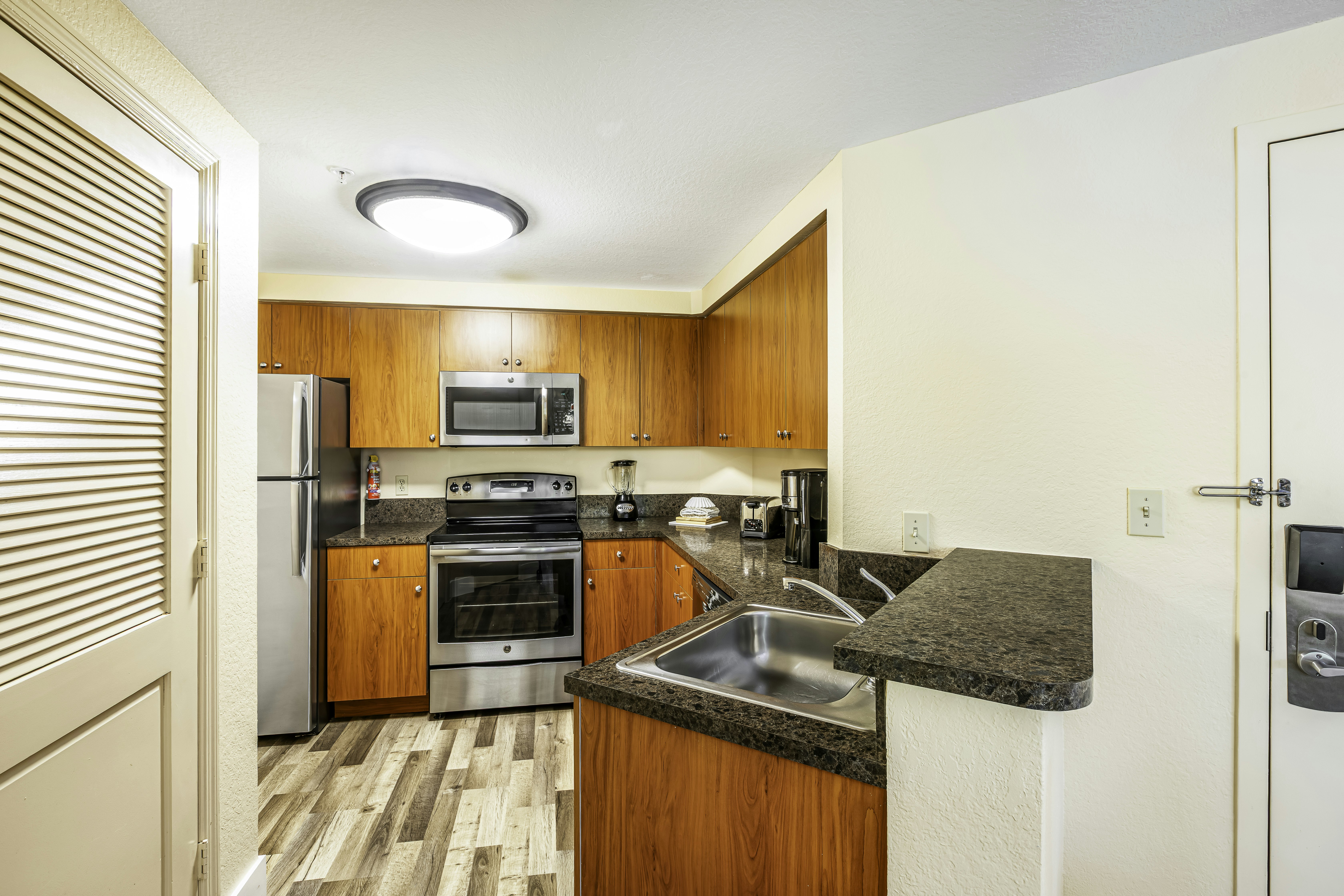 Mizner Place At Weston Town Center 55/69