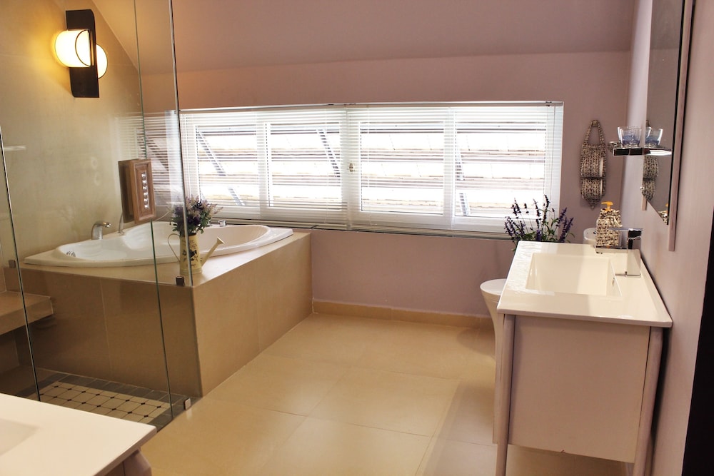 Family Suite, Garden View