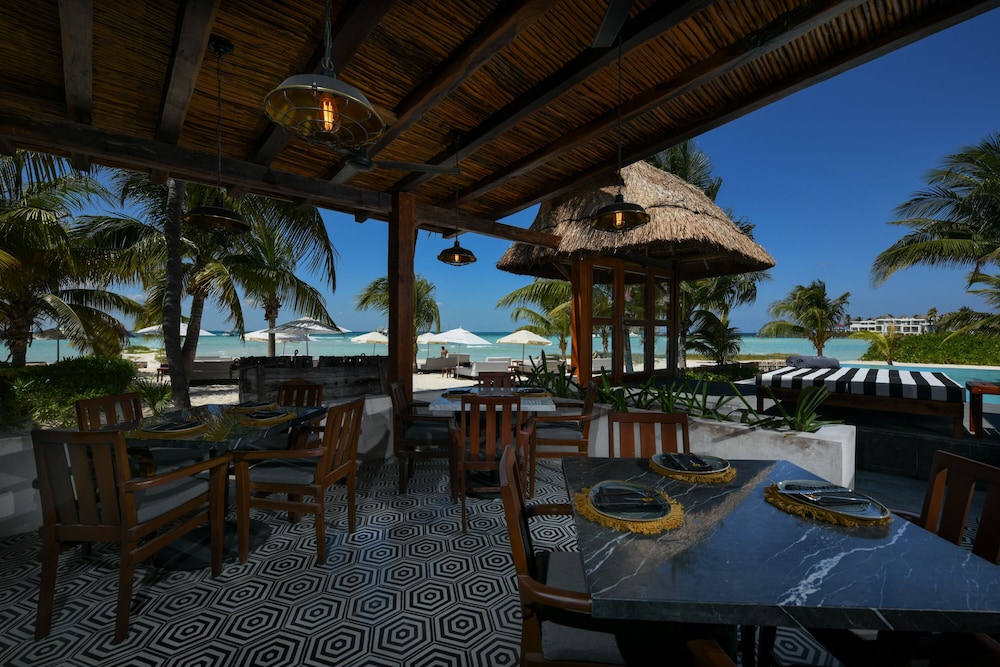 HOTEL CASA DEL JAGUAR BEACH 32/50