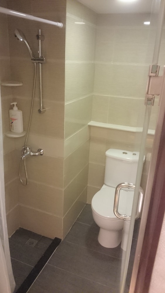 Rai Lei Hotel 35/50