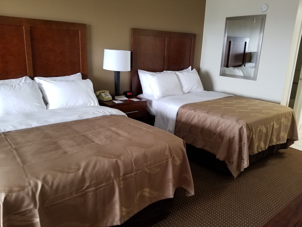 Quality Inn & Suites Ocean City Fenwick 18/52