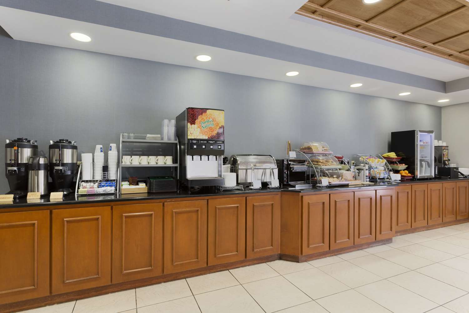 Wingate by Wyndham Sylvania/Toledo 5/56