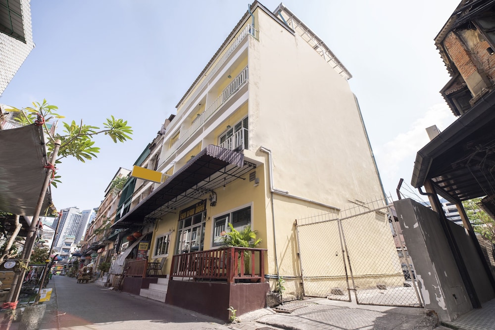 Bangkok Check Inn 62/70