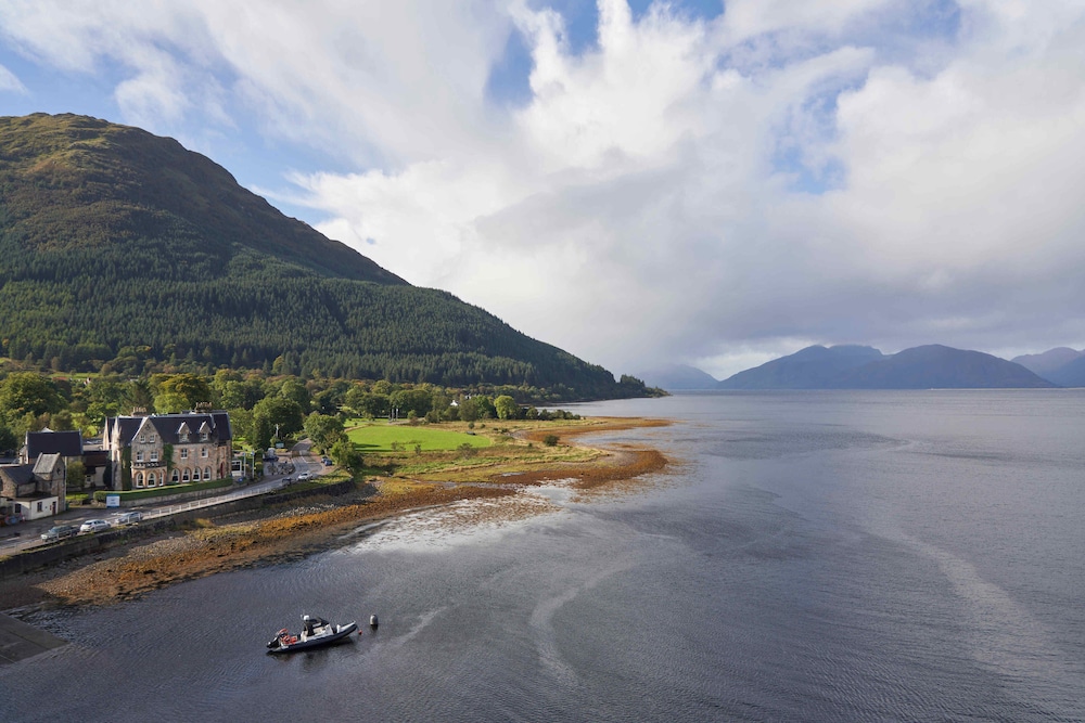 Ballachulish Hotel 49/57