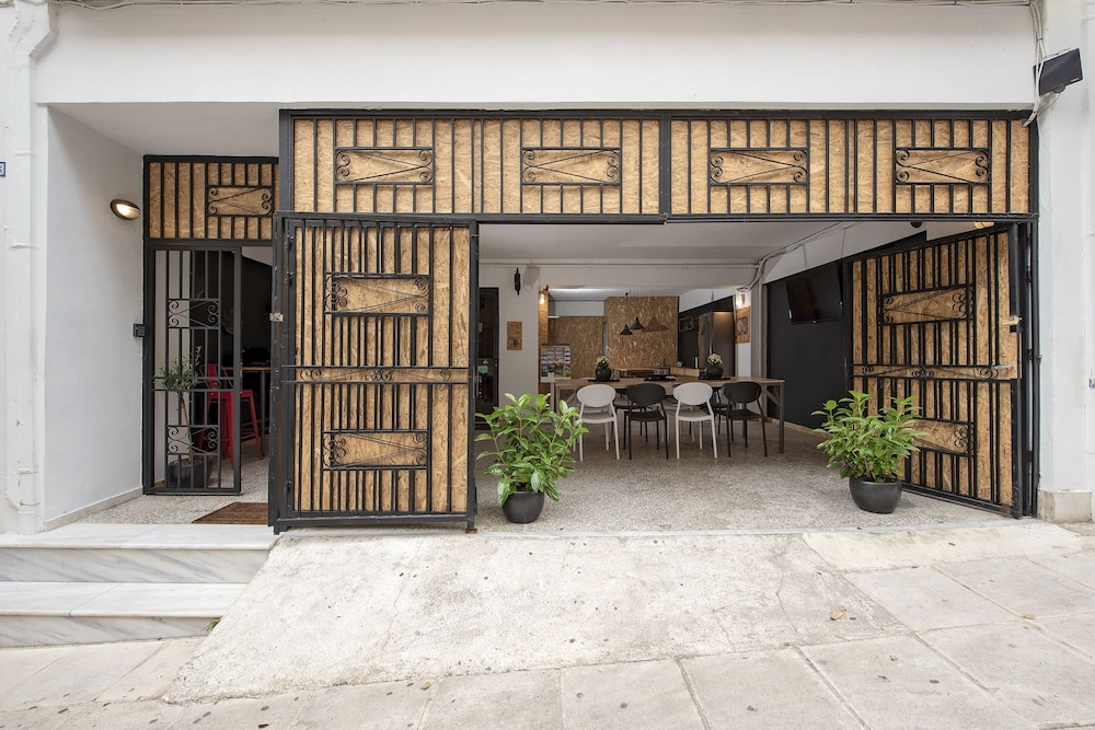 Piraeus Premium Suites 2/50