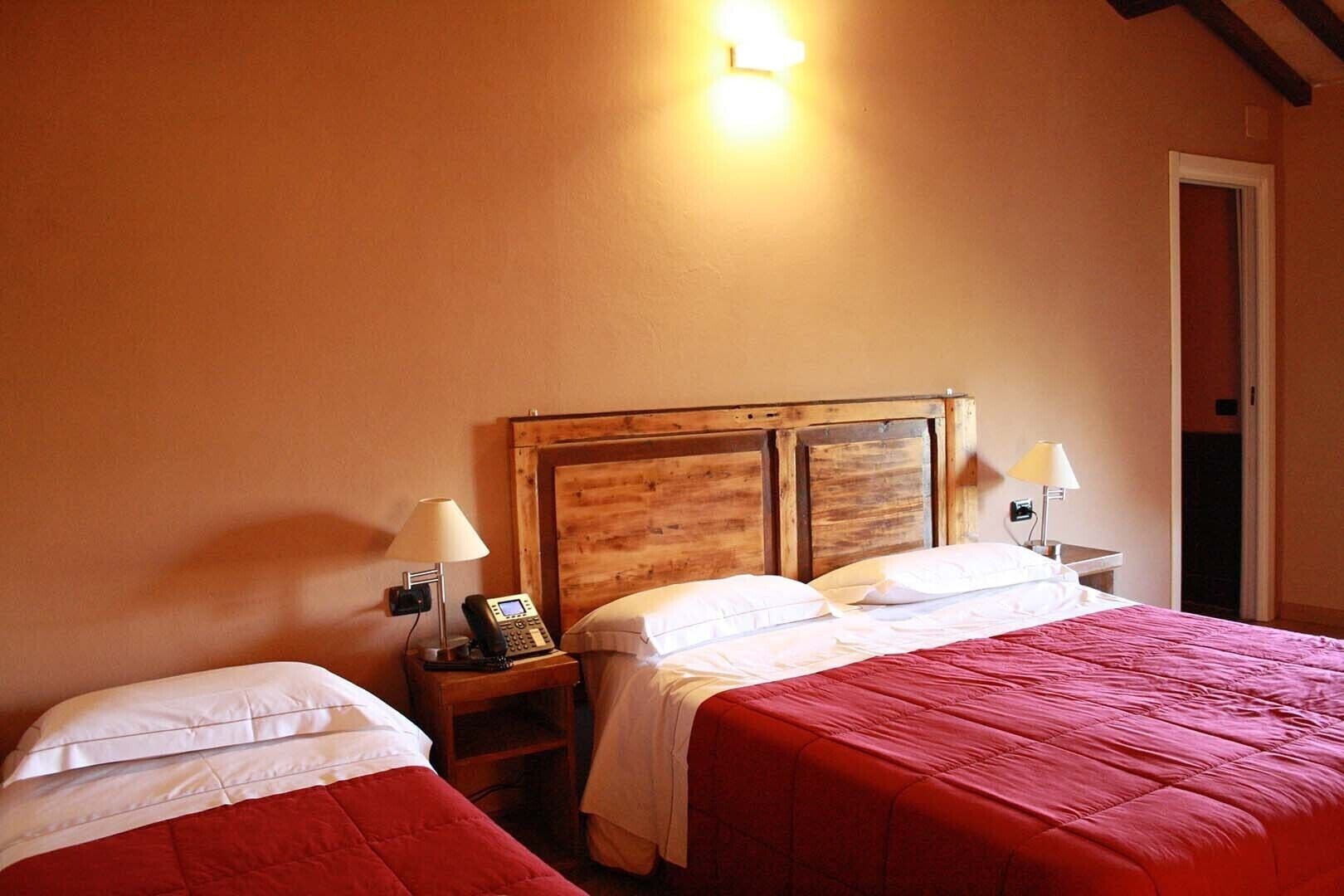 Deluxe, Queen Bed, Castello di Baccaresca 6/10