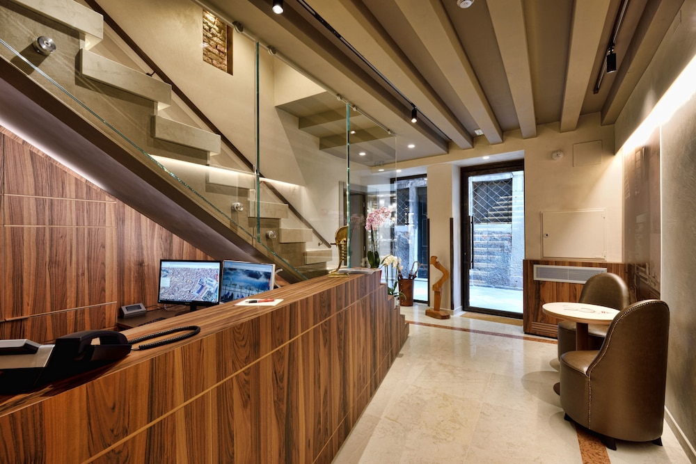 Rosa Salva Hotel 6/56