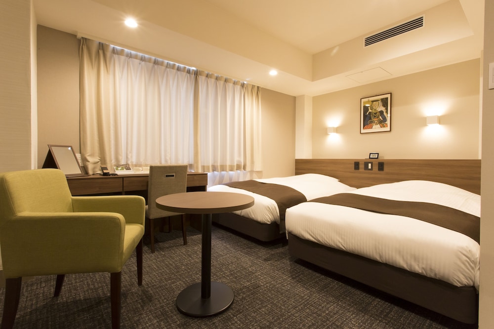 2 BEDROOMS, SUPERIOR, TWIN BEDS