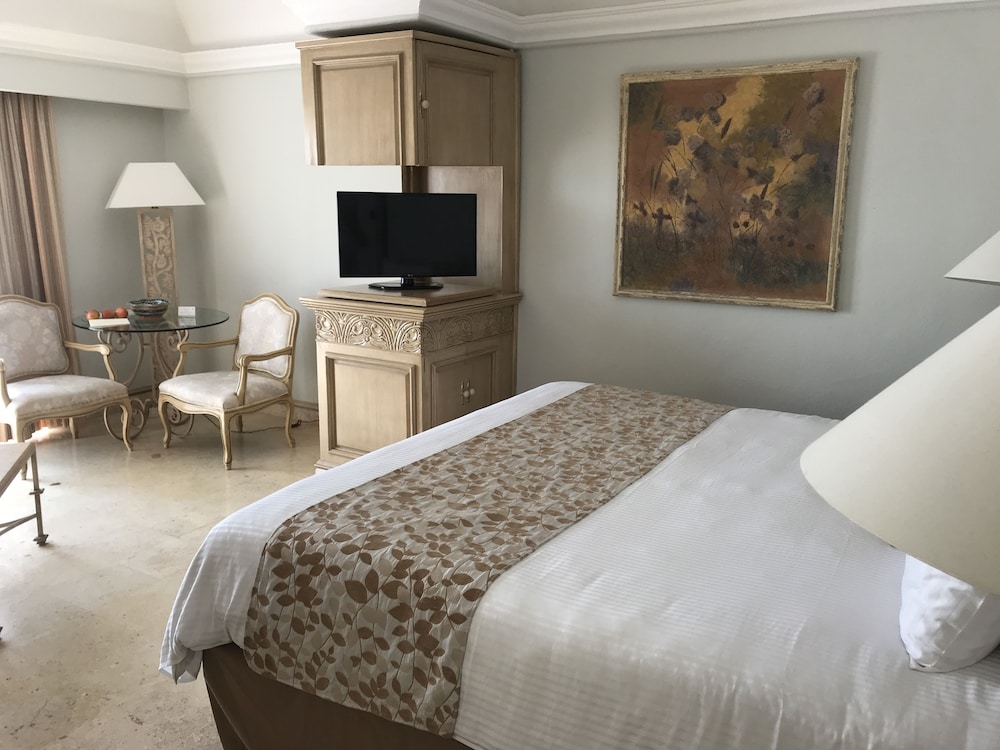 غرفة غراند ديلوكس بسرير كينج، Grand Isla Navidad Golf & Spa Resort with Marina 4/10